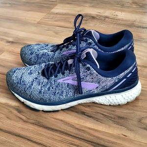 Brooks Ghost 11 women's size 11 running shoes